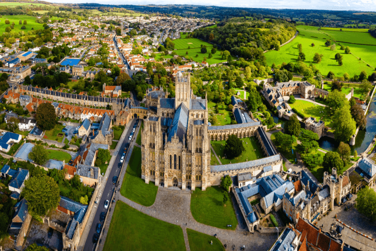 We're connecting customers in Wells and the surrounding area to our ultrafast, full-fibre network.